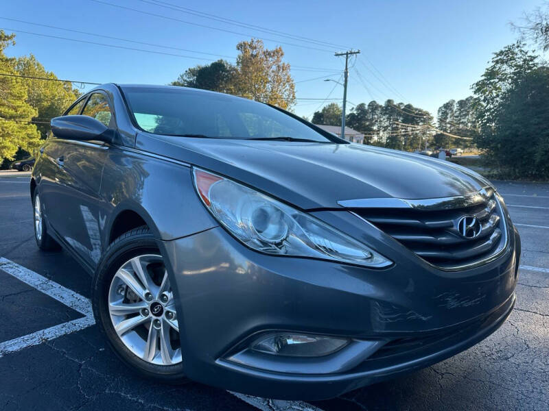 2013 Hyundai Sonata for sale at Amazing Luxury Motors LLC in Gainesville GA