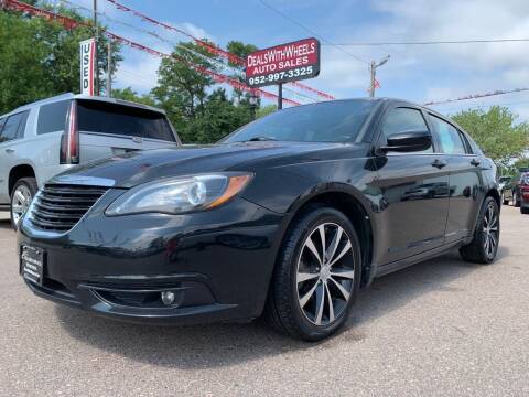 2012 Chrysler 200 for sale at Dealswithwheels in Inver Grove Heights MN