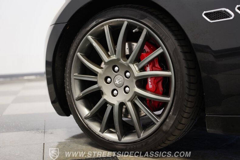 2010 Maserati GranTurismo S Automatic