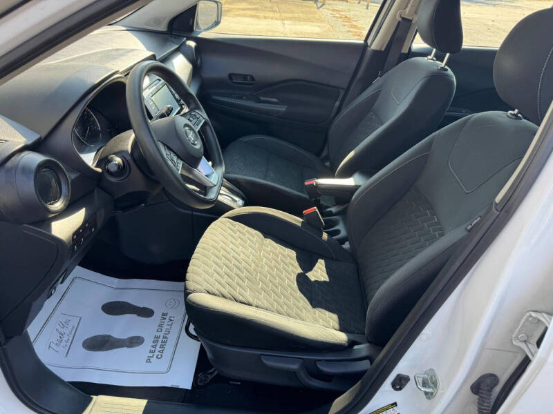 2021 Nissan Kicks S