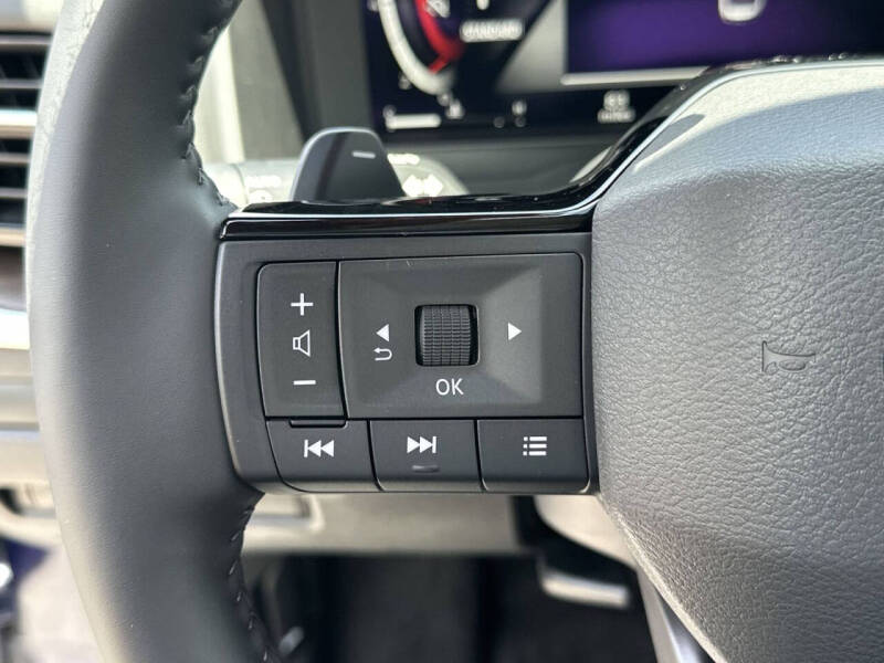 2025 Nissan Rogue Platinum