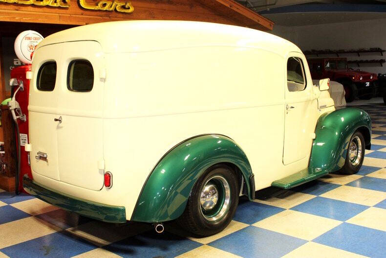 1947 International KB1