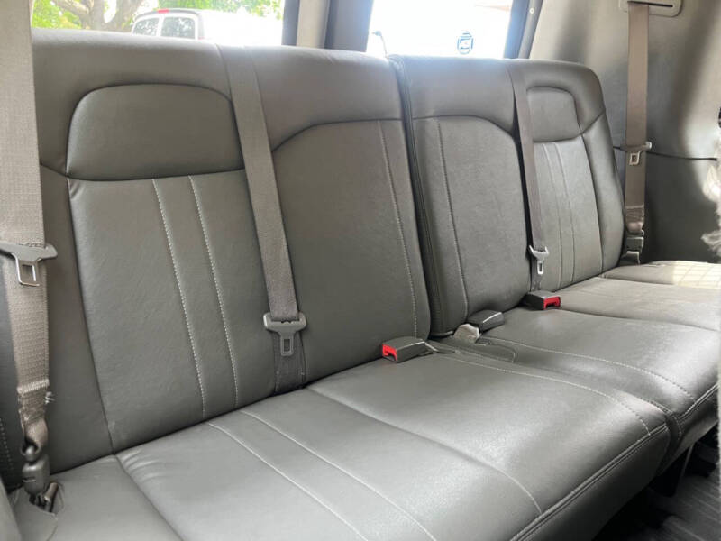 2019 Chevrolet Express LS 3500