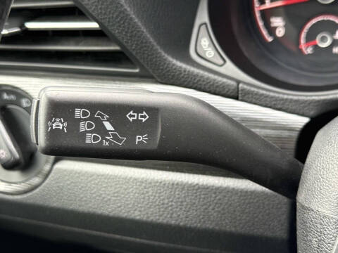 2021 Volkswagen Passat R-Line