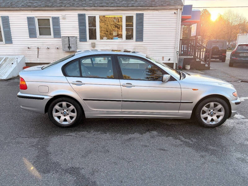 2004 BMW 3 Series 325xi