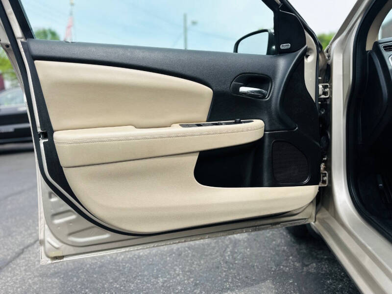 2013 Chrysler 200 Limited