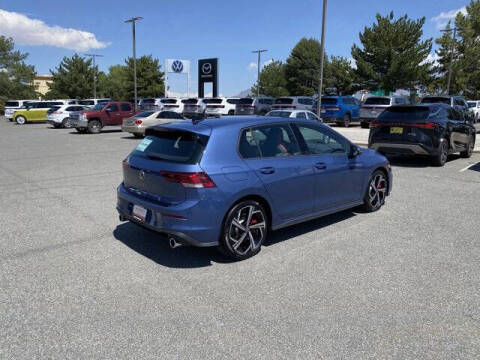 2025 Volkswagen Golf GTI SE