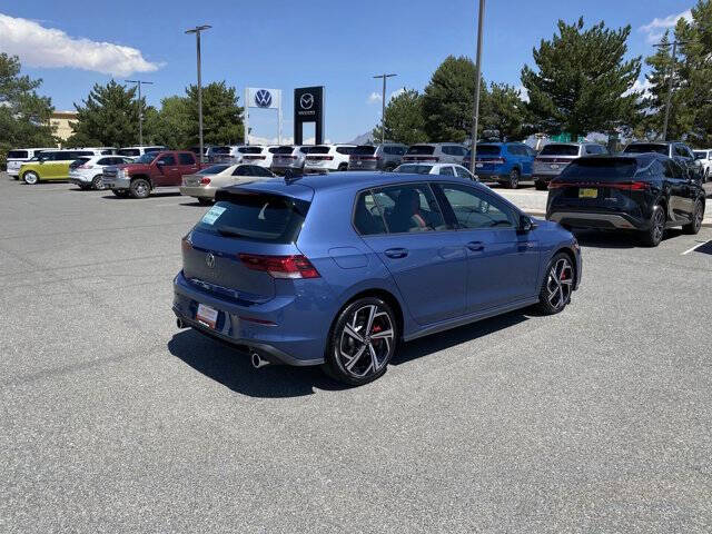 2025 Volkswagen Golf GTI SE