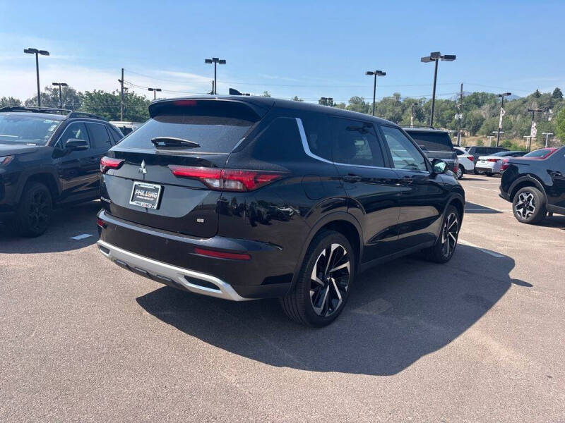 2022 Mitsubishi Outlander SE