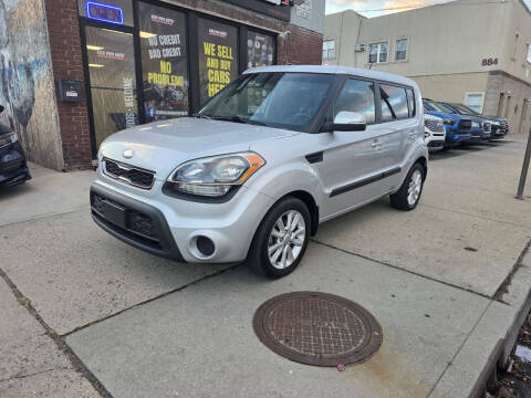 2013 Kia Soul +