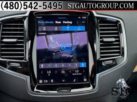 2023 Volvo XC90 Recharge T8 Plus Dark Theme