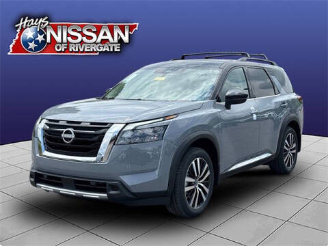 2025 Nissan Pathfinder Platinum