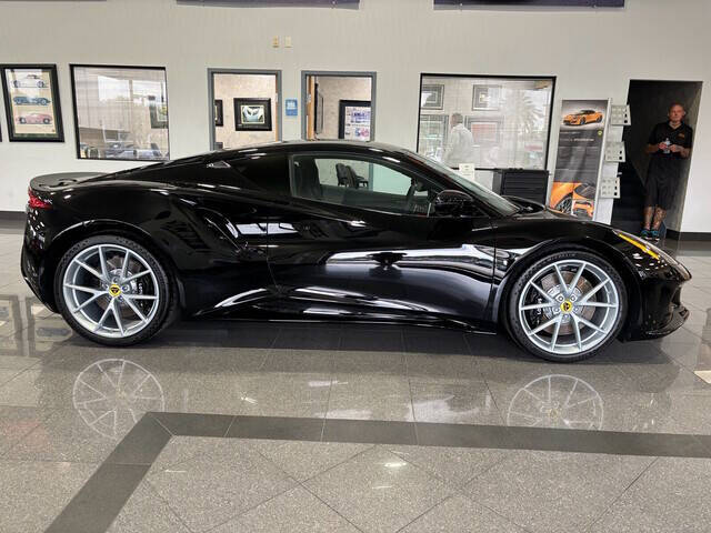 2024 Lotus Emira 17