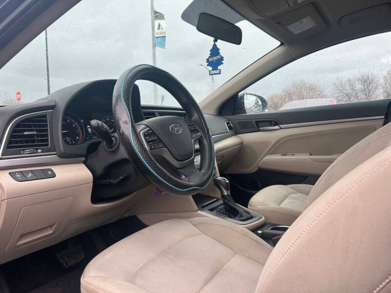 2018 Hyundai Elantra