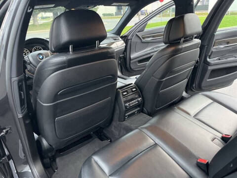 2013 BMW 7 Series 750i