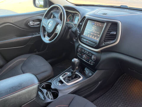 2017 Jeep Cherokee 75th Anniversary