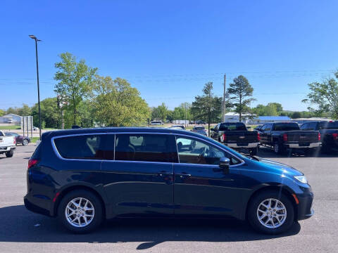 2023 Chrysler Pacifica Touring L