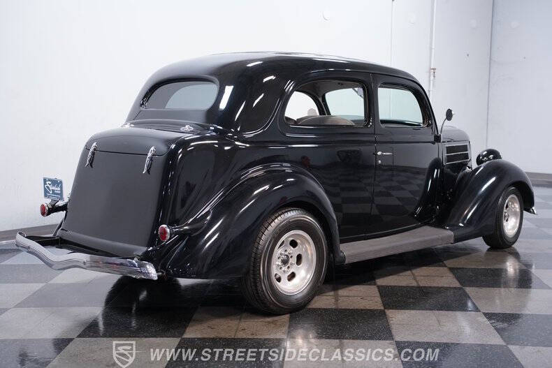 1936 Ford Tudor