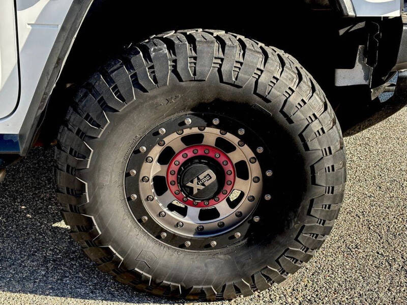 2005 HUMMER H2