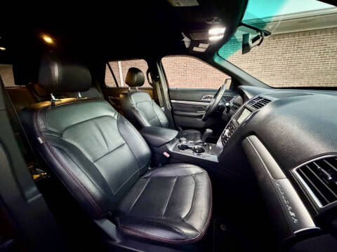 2016 Ford Explorer Sport