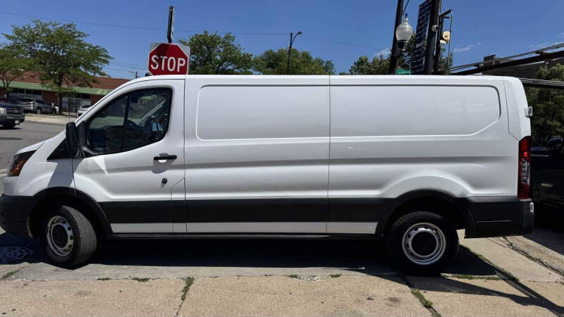2022 Ford Transit