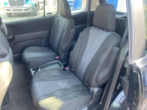 2015 Mazda MAZDA5 Sport