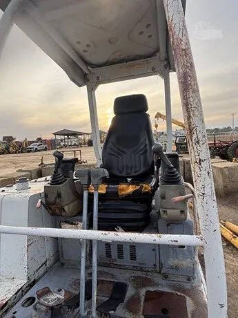2000 TAKEUCHI TB145