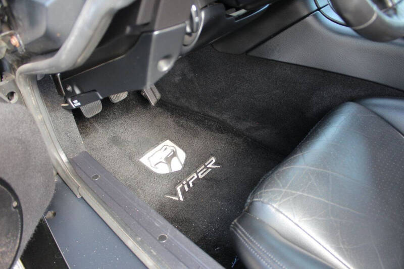 2000 Dodge Viper RT/10