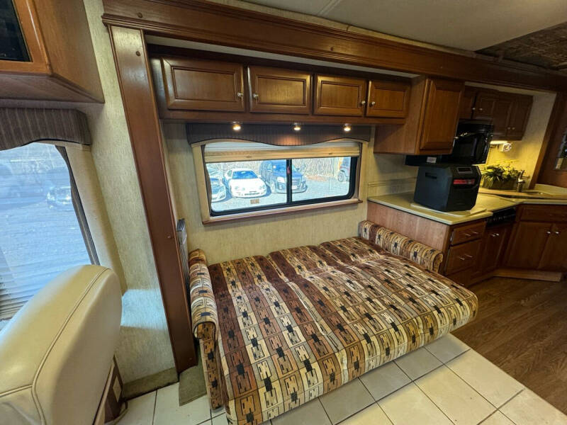 2005 country inspire