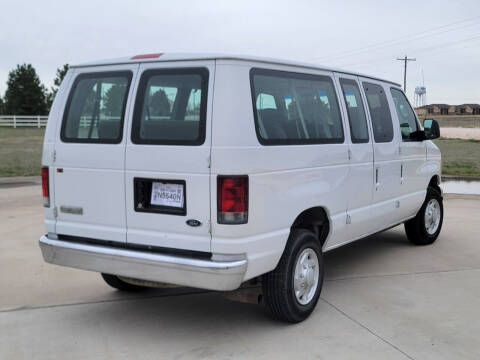 2006 Ford E-Series E-350 SD XLT