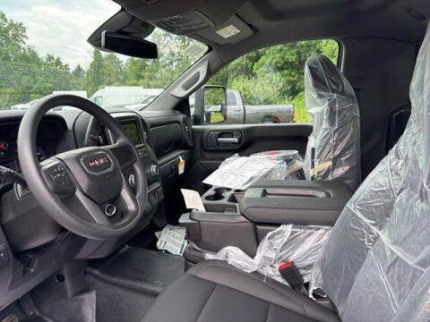 2025 GMC Sierra 3500HD CC