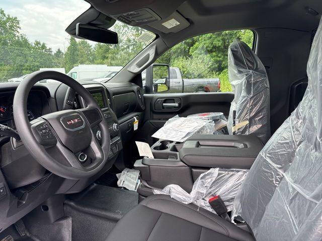 2025 GMC Sierra 3500HD CC