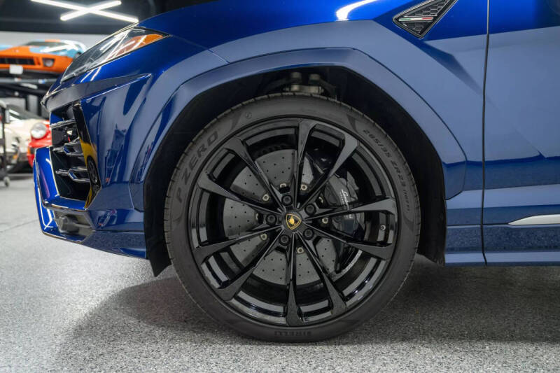 2019 Lamborghini Urus