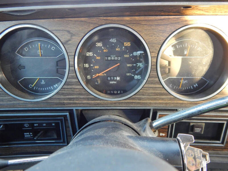 1985 Dodge D150 Pickup