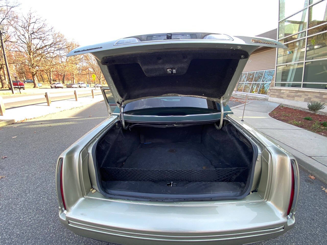 1997 Cadillac DeVille for sale at Vintage Motors USA in Roselle, NJ