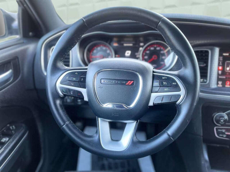 2016 Dodge Charger SXT