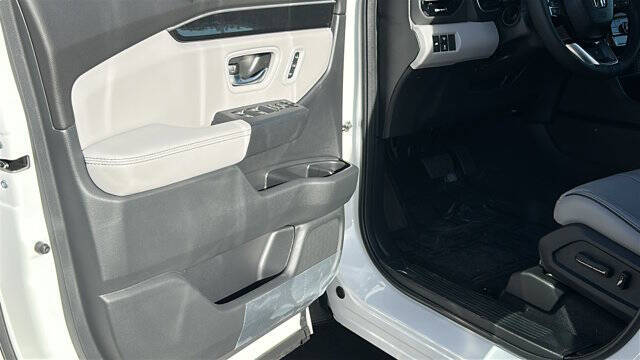 2025 Honda Pilot Elite