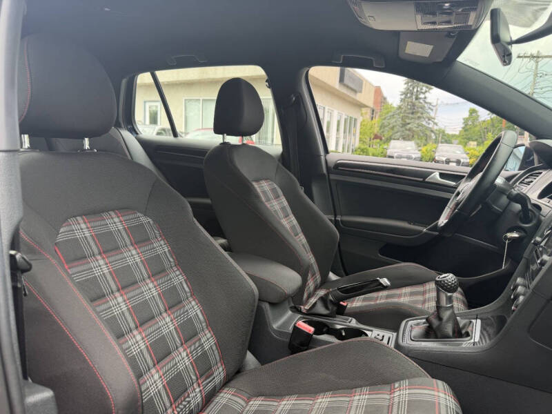 2015 Volkswagen Golf GTI S