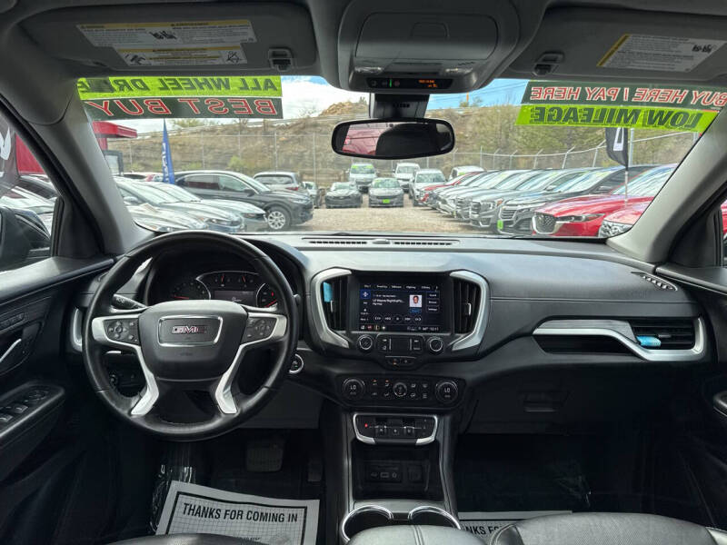 2024 GMC Terrain SLT