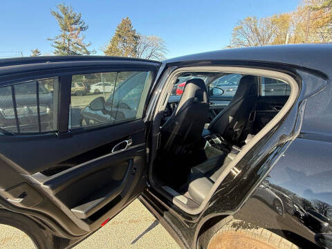 2016 Porsche Panamera