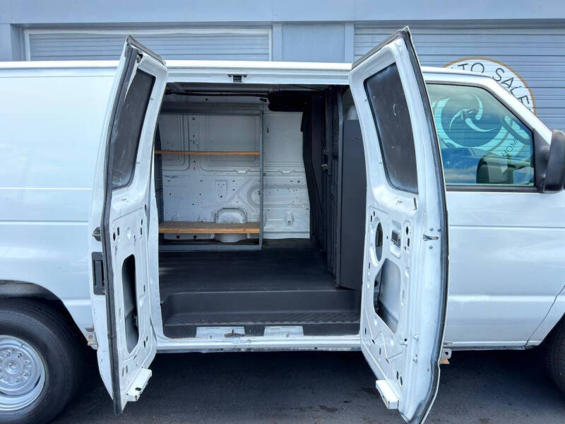 2014 Ford E-Series