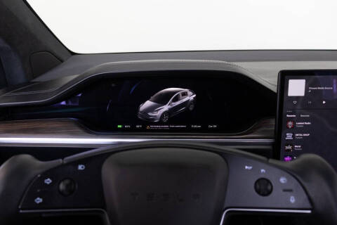 2023 Tesla Model X Standard Range