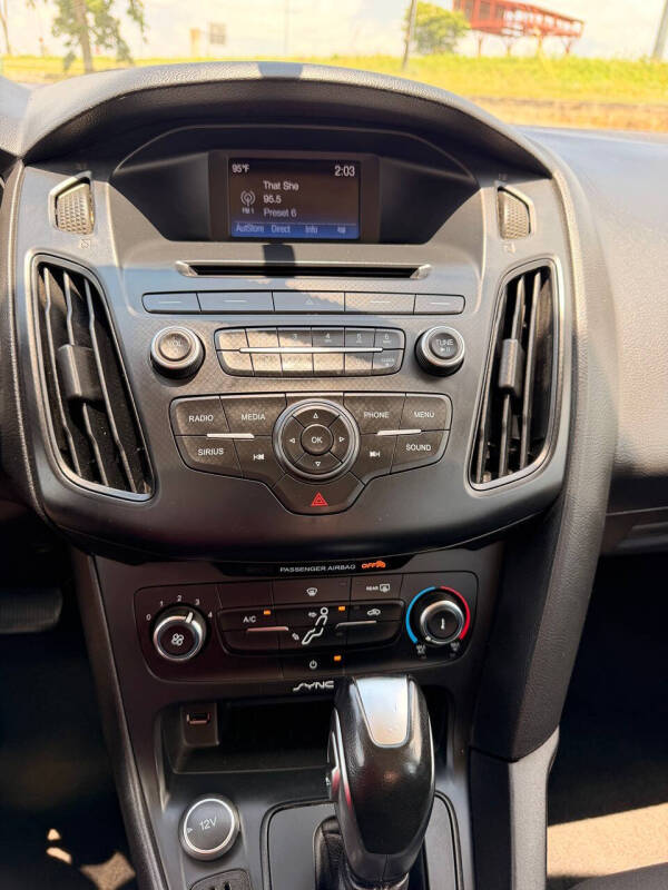 2015 Ford Focus SE