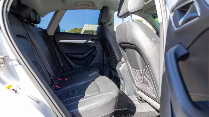 2015 Audi Q3 2.0T Premium Plus