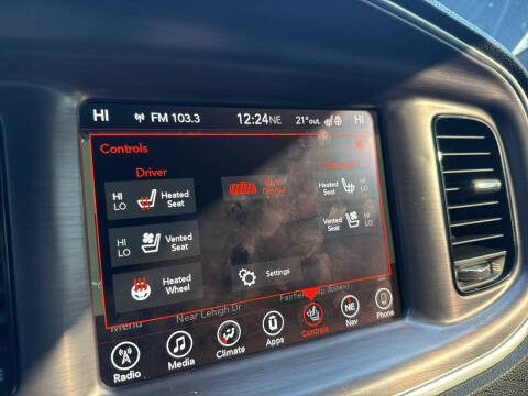 2017 Dodge Charger SXT