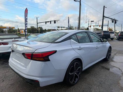 2023 Nissan Altima 2.5 SR