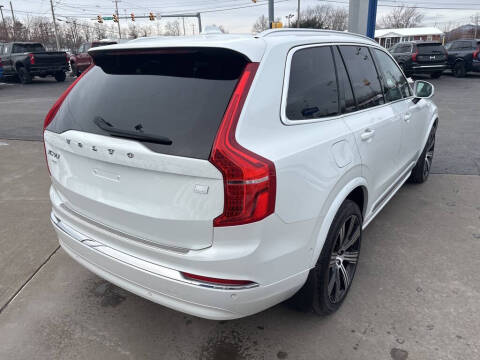 2024 Volvo XC90 Recharge T8 Ultimate Bright Theme 7P
