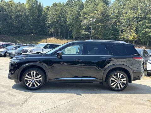 2025 Nissan Pathfinder Platinum