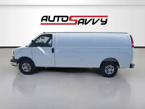 2025 Chevrolet Express 3500