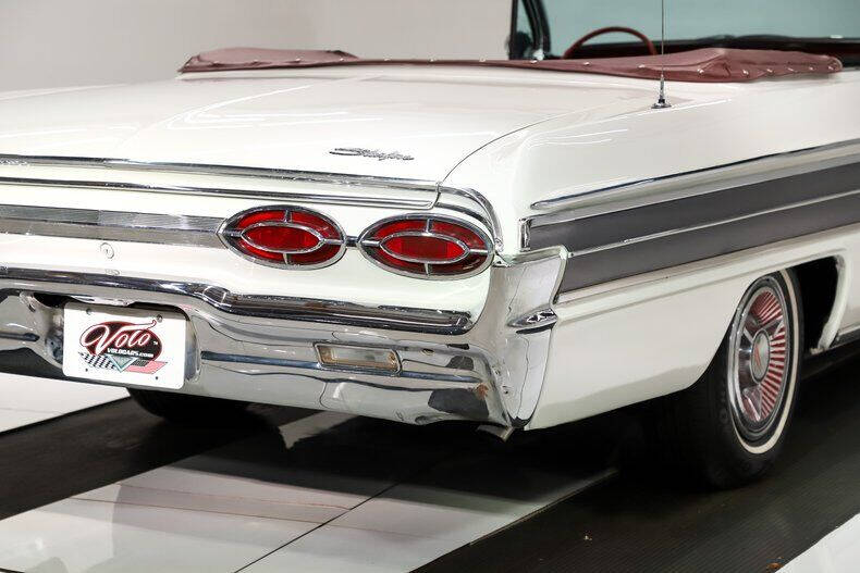 1962 Oldsmobile Starfire